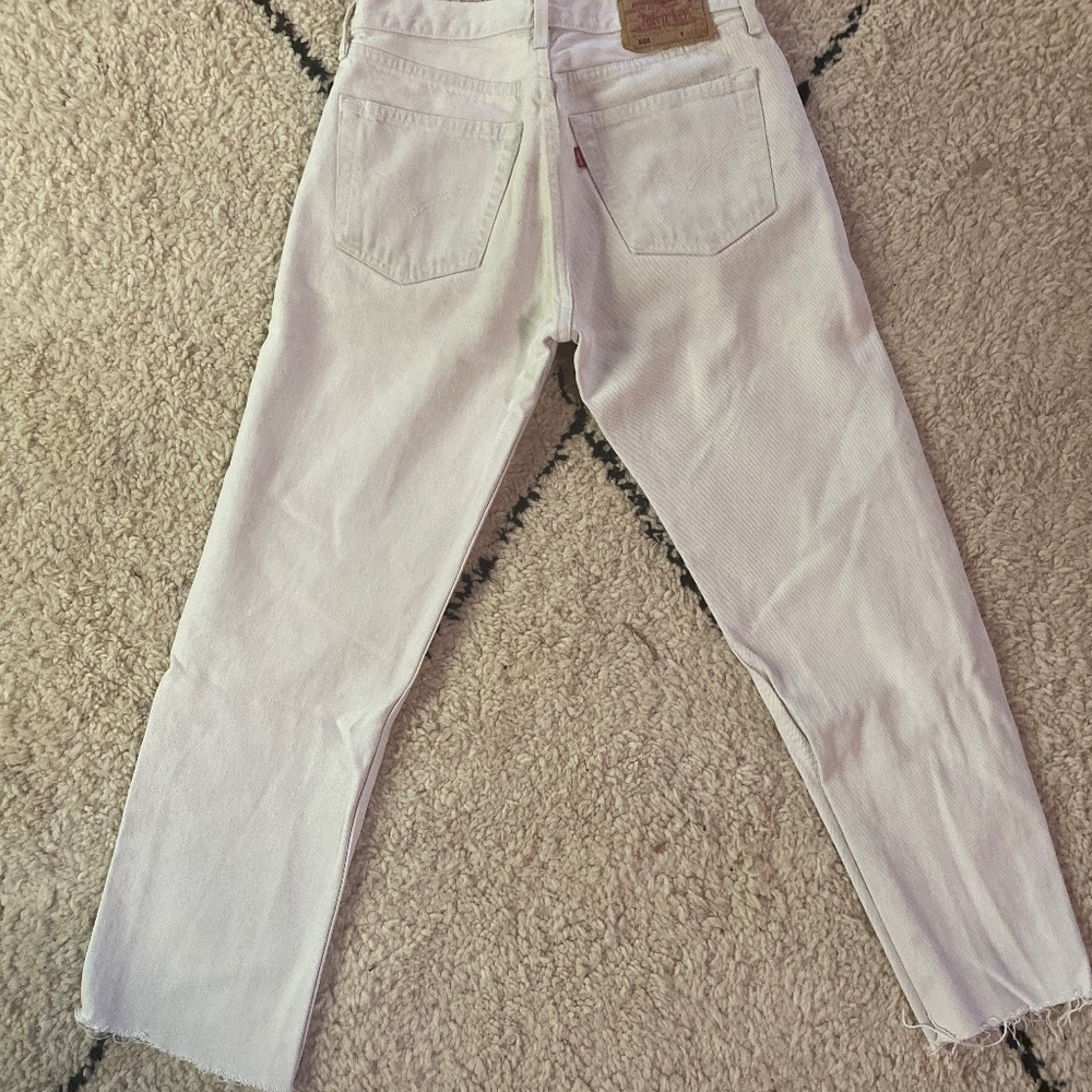 31x34 501 Levi’s off white